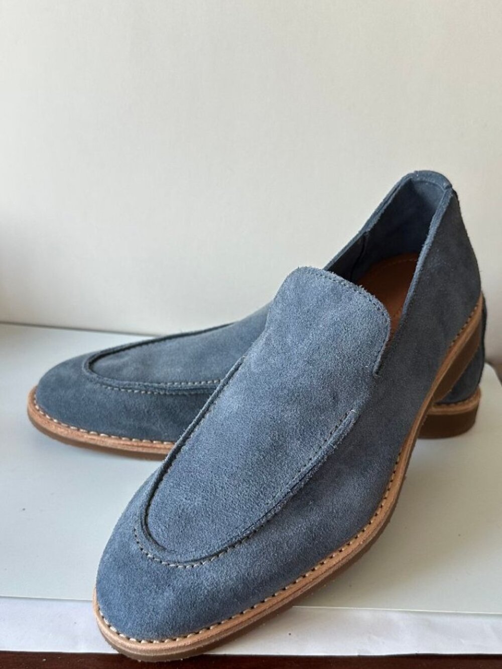 NEW Allen Edmonds Grey Suede Loafers Size 8 D